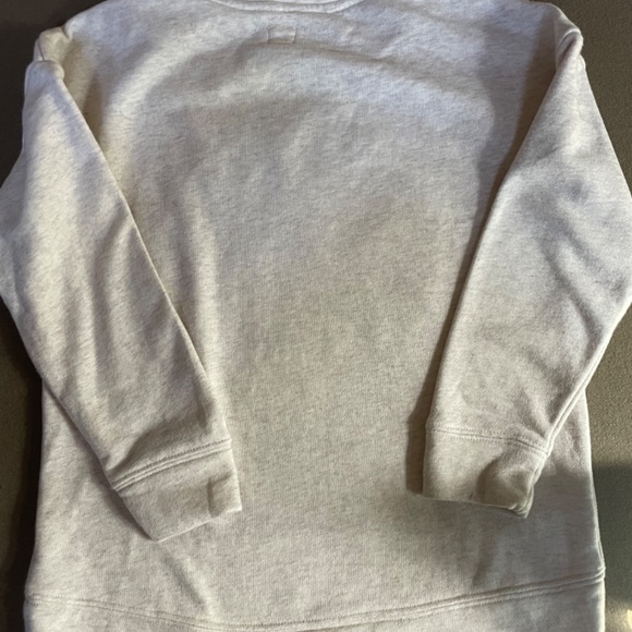 Sweatshirt - Picture 2 of 3